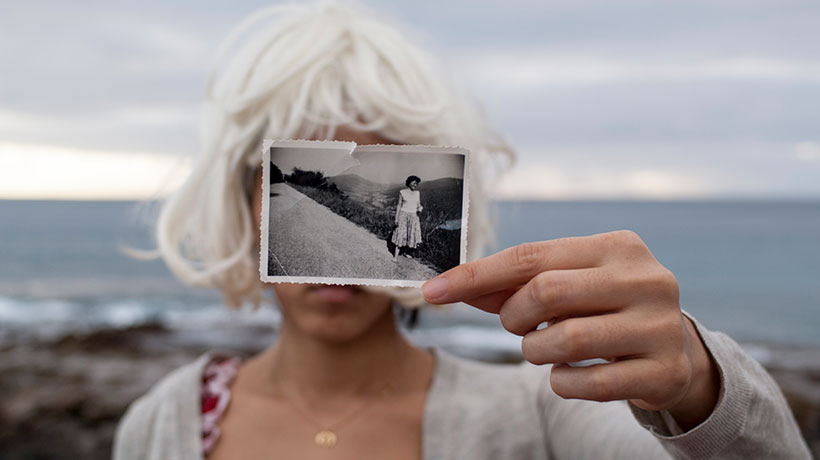 An XLH patient and a picture of her mother